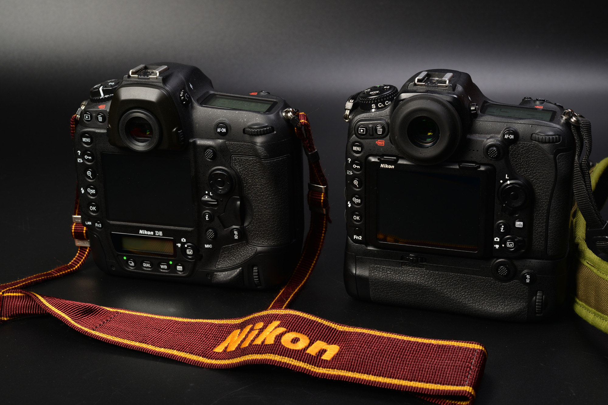 マグニファイヤーアイピース Nikon DK-17M D5 取り付け方とレビュー 