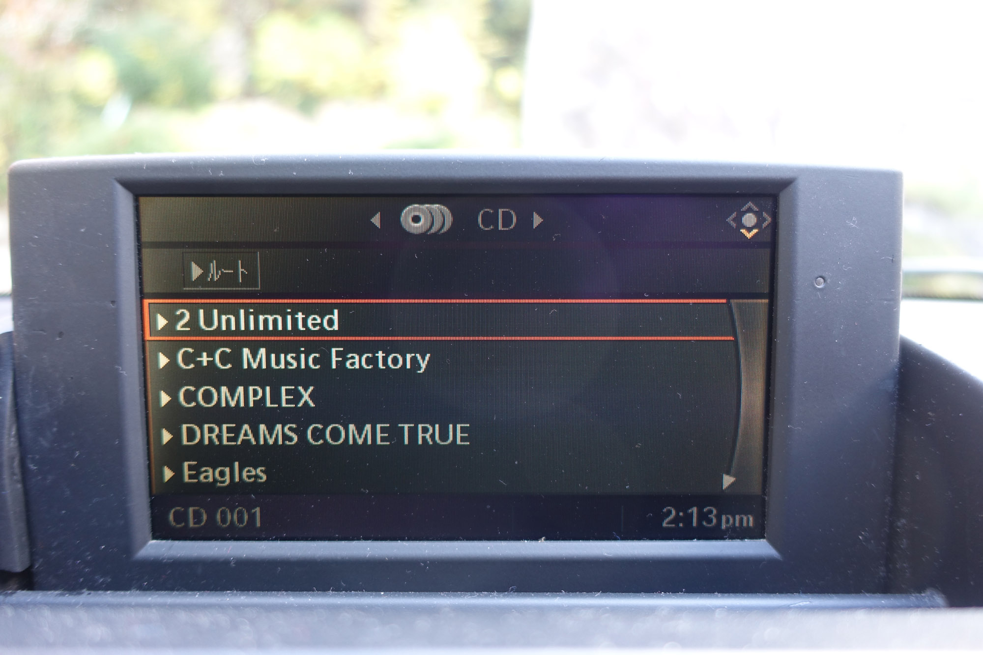 BMW 130i E87 iDriveのDVDで音楽MP3ファイルを再生する方法