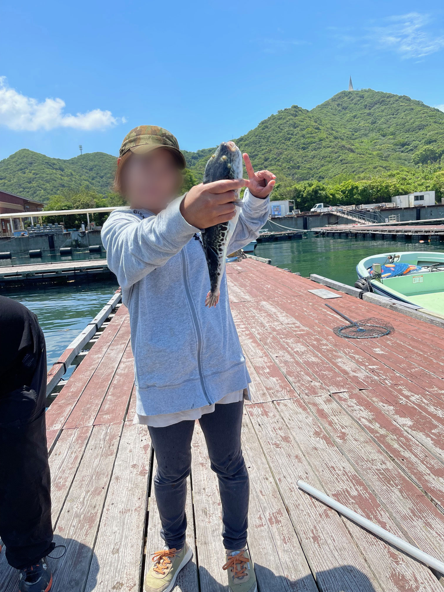 保護中: 海上釣堀のトラフグを釣るには．．．