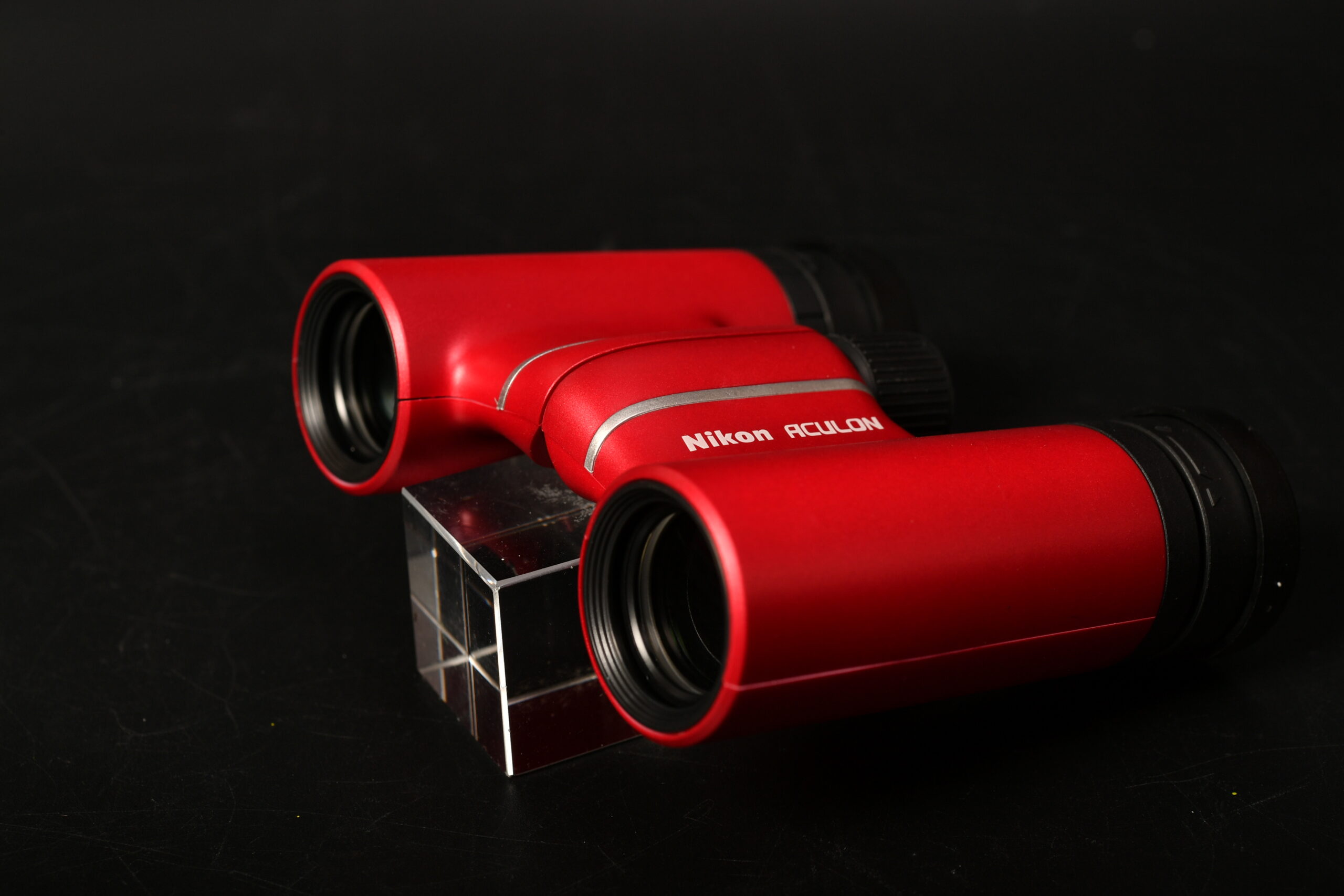 次女にX’masプレゼント 8倍双眼鏡 Nikon  アキュロン T02(ACULON T02) 購入　スマホに付けて遊んで見る。