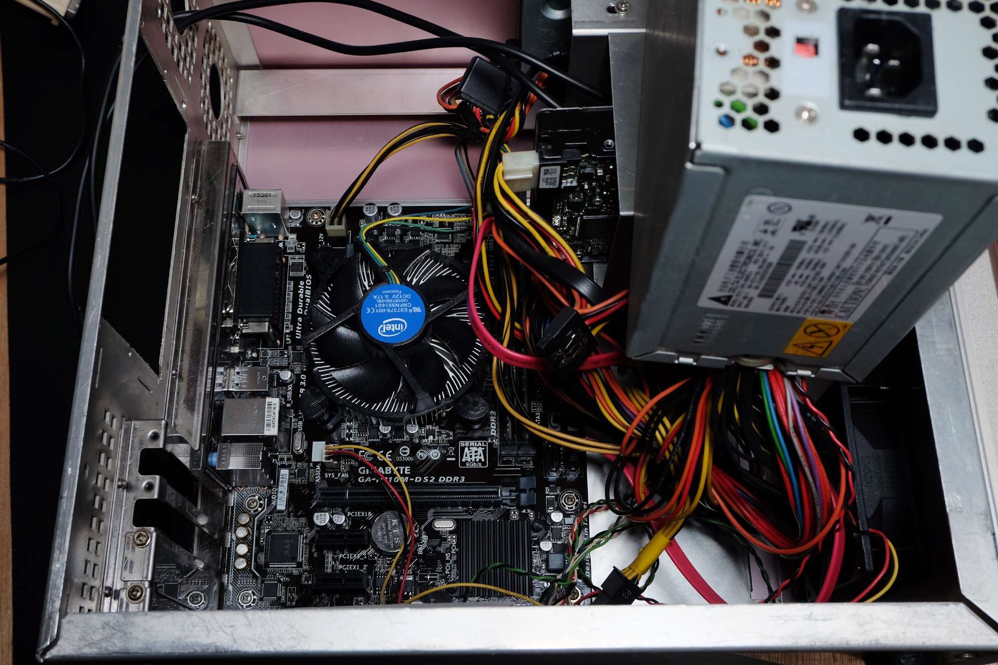 長女のPCを作り直す。　家庭内でのマザーボードの引っ越し！GIGABYTE B150-DS3H DDR3・intel CELERON G3900 2.8GHz