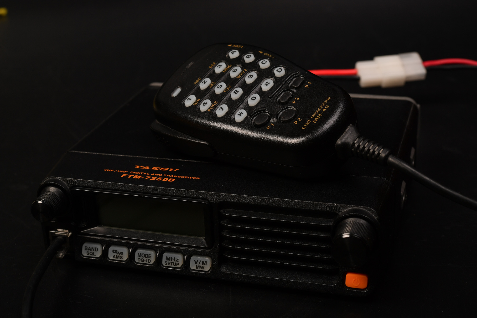 YAESU FTM-7250DS モービルアマチュア無線機購入　デジタルC4FM対応　レビュー