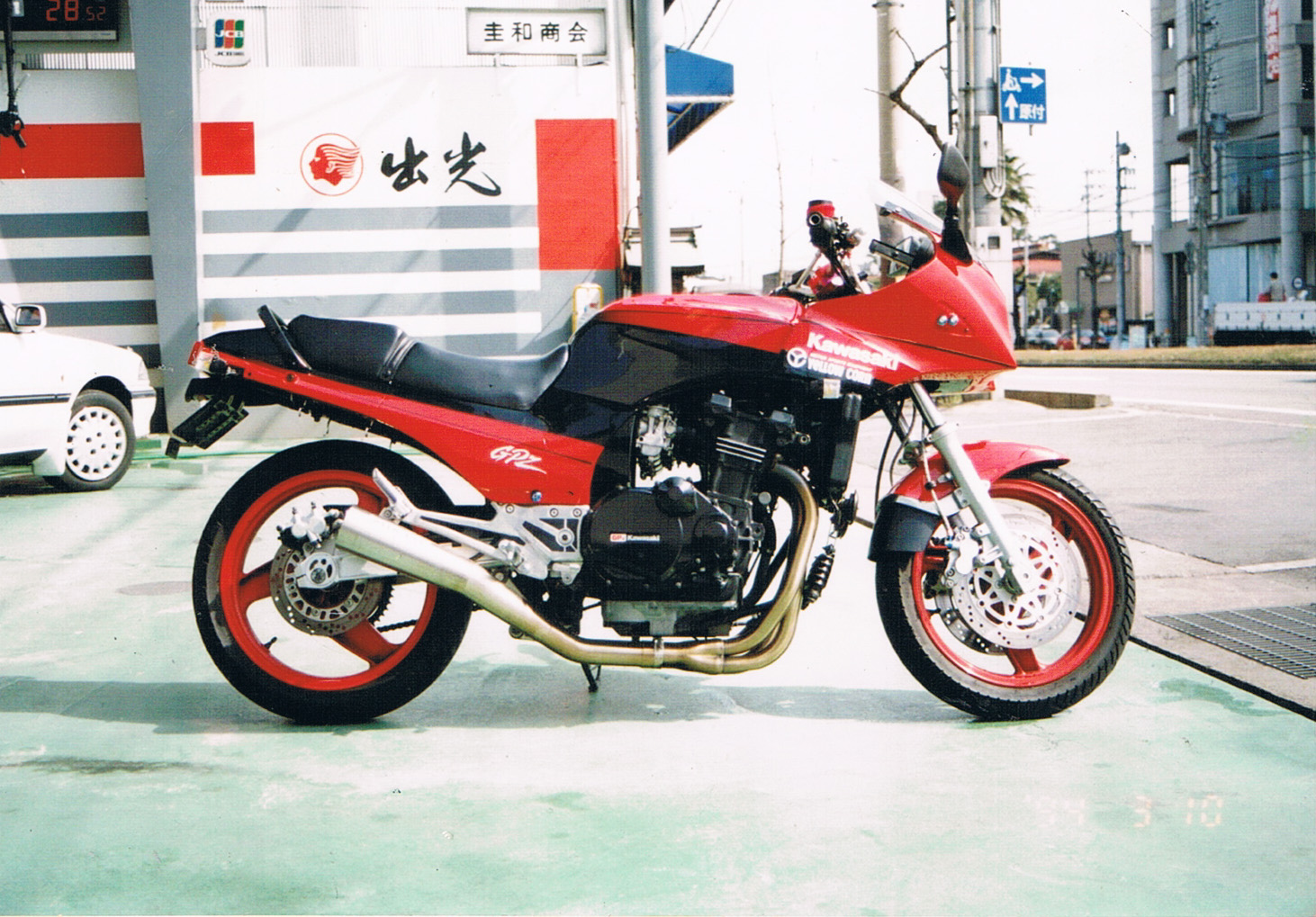 KAWASAKI GPZ900R A8　過去所有のバイク