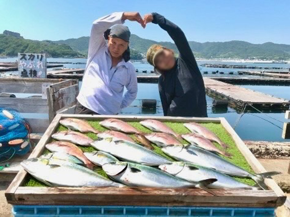 海上釣堀　最高気温34度！猛暑の季節に突入しました。(*_*)