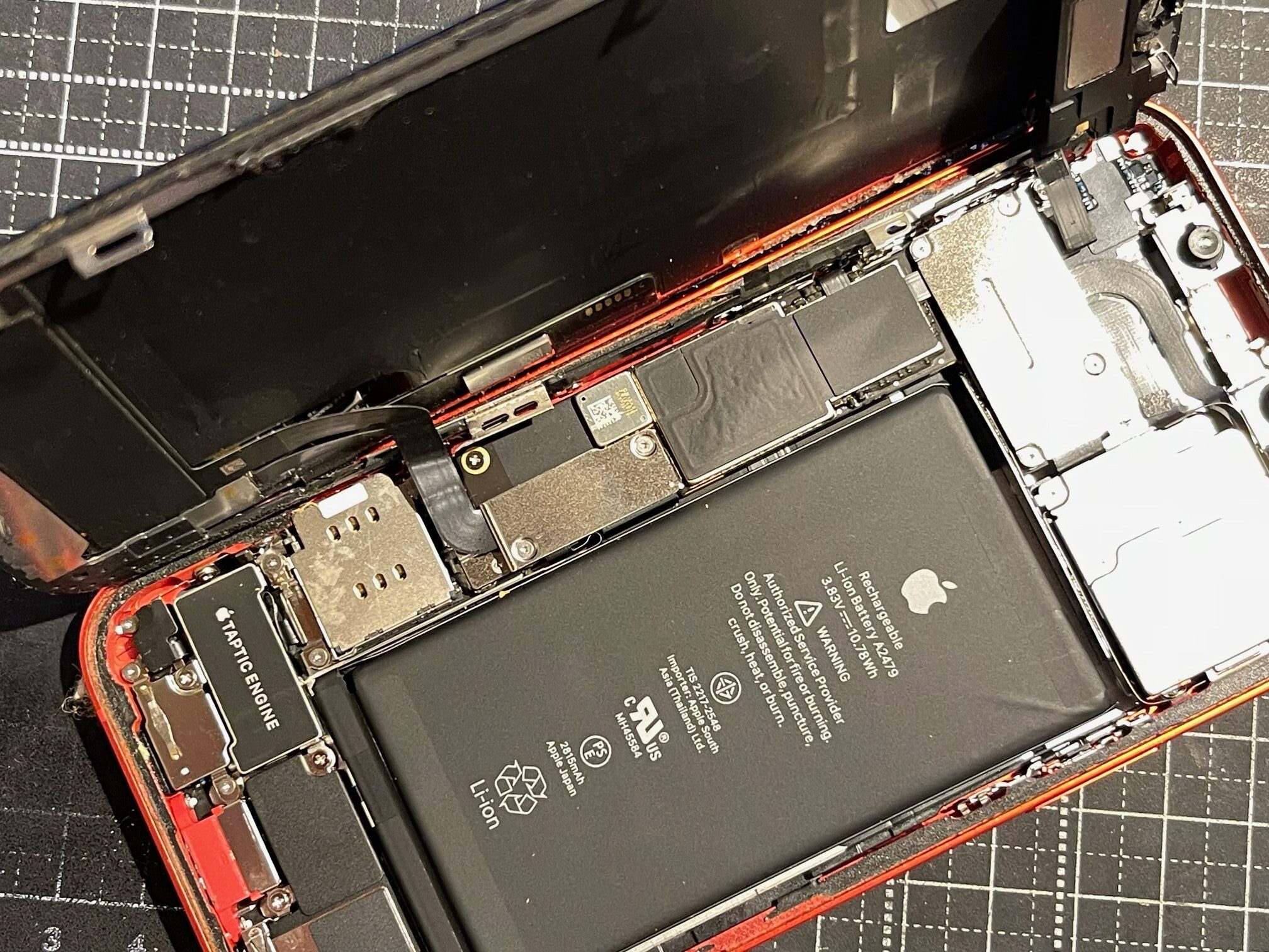 ママのiphone12 タッチパネル反応しない。 ママのiphone12 タッチパネル反応しない。