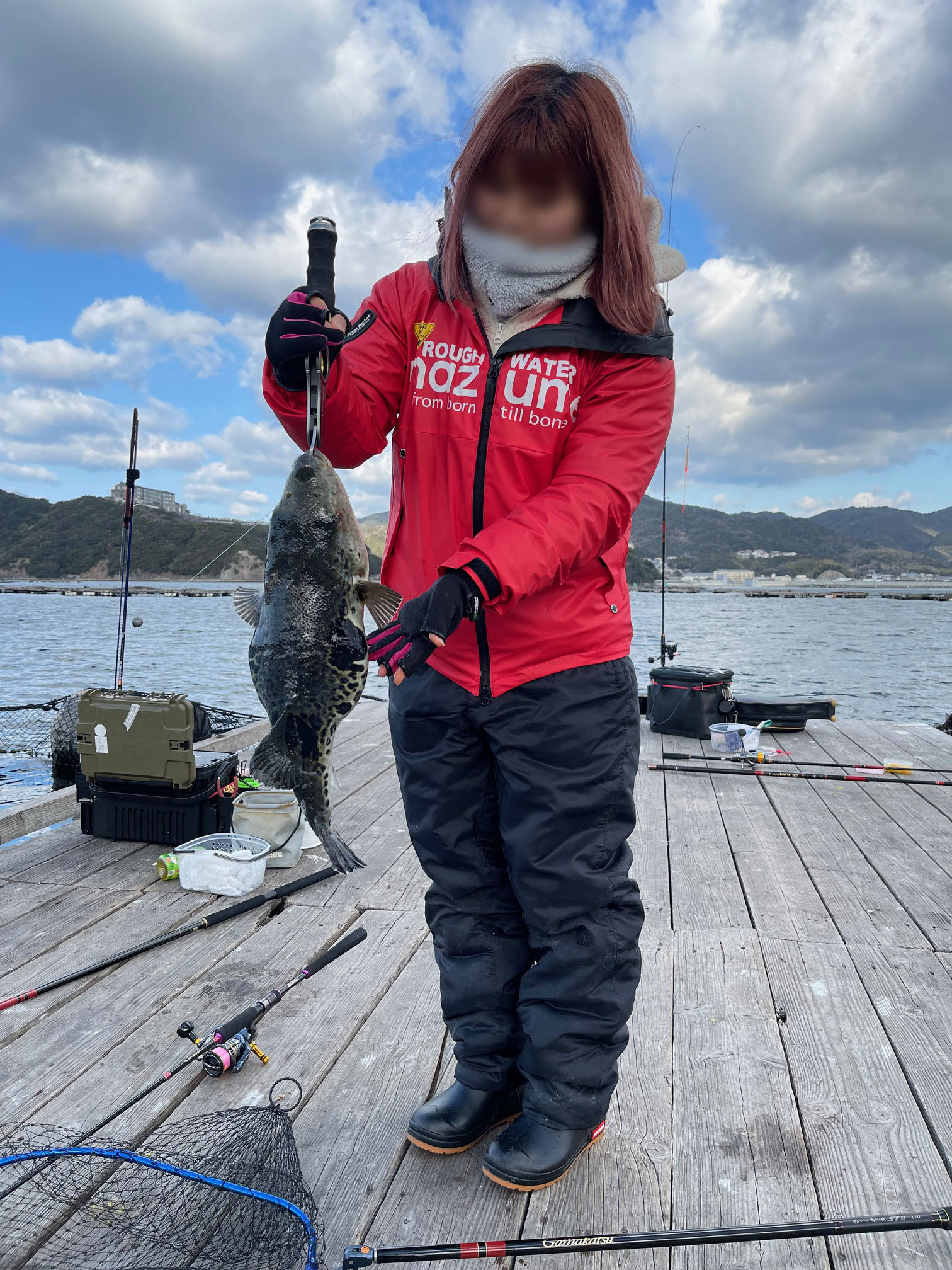 海上釣堀、久々に次女も参加！　4年トラフグ上がりました！