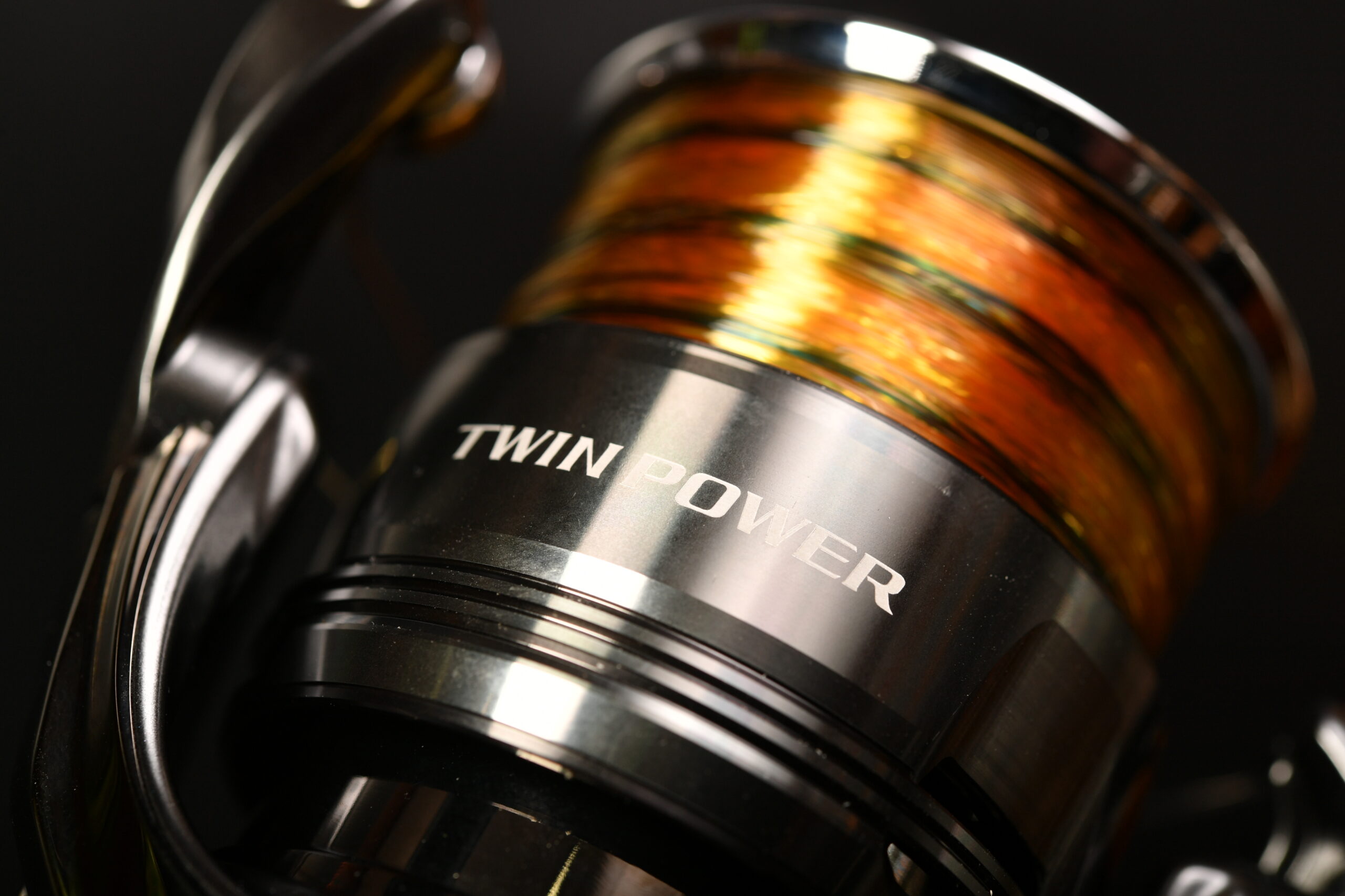 24TWIN POWER C5000XG ライン交換　SUNLINE 海上釣堀 4号 糸巻き日記