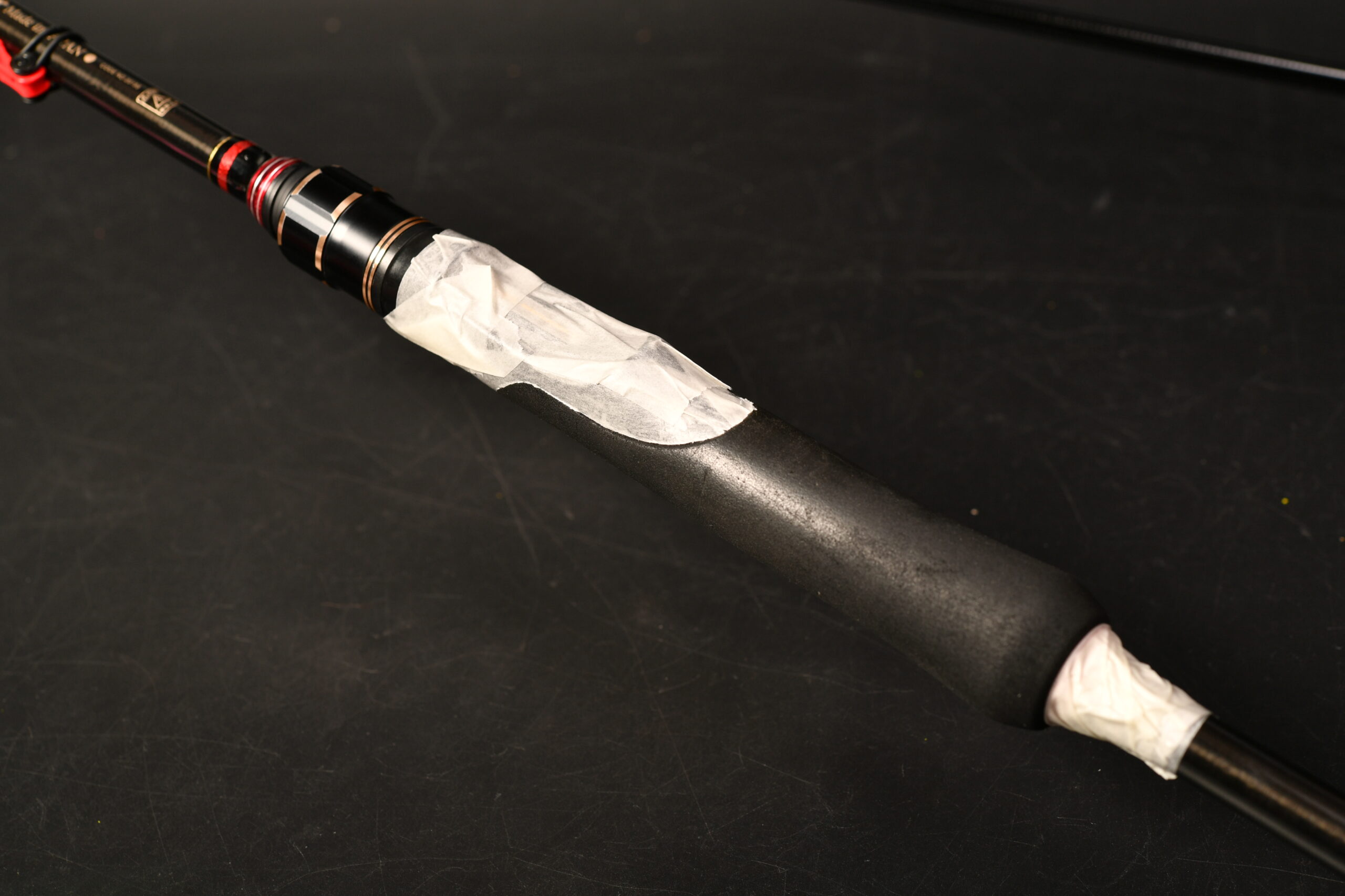 がまかつ へちさぐり銀参郎アルティメイトのリールシートEVAを綺麗にしました。 テカテカEVAをDIYで綺麗に。 がまかつ へちさぐり銀参郎アルティメイトのリールシートEVAを綺麗にしました。 テカテカEVAをDIYで綺麗に。