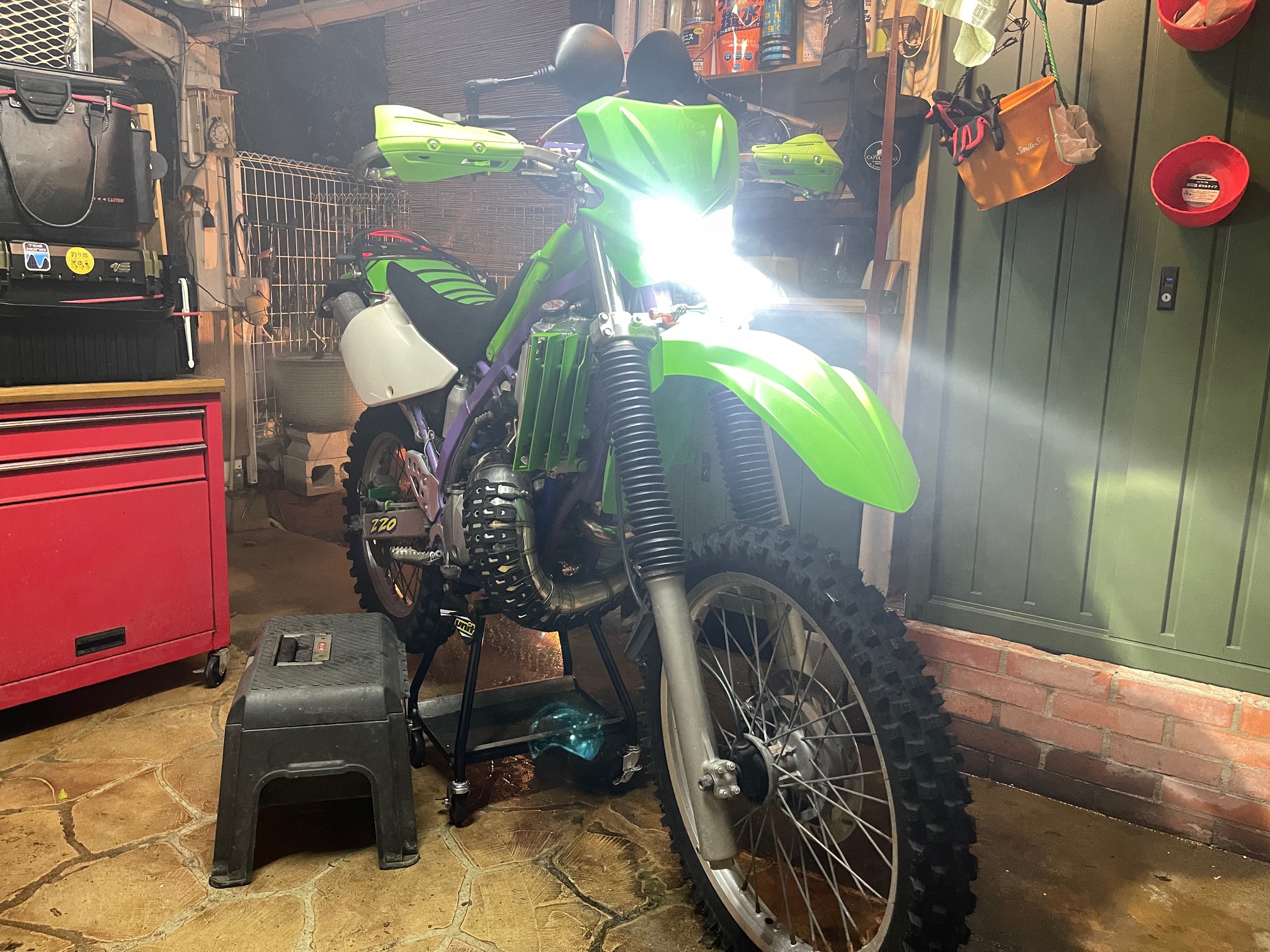 KDX220SR 2年ぶりにエンジン始動！