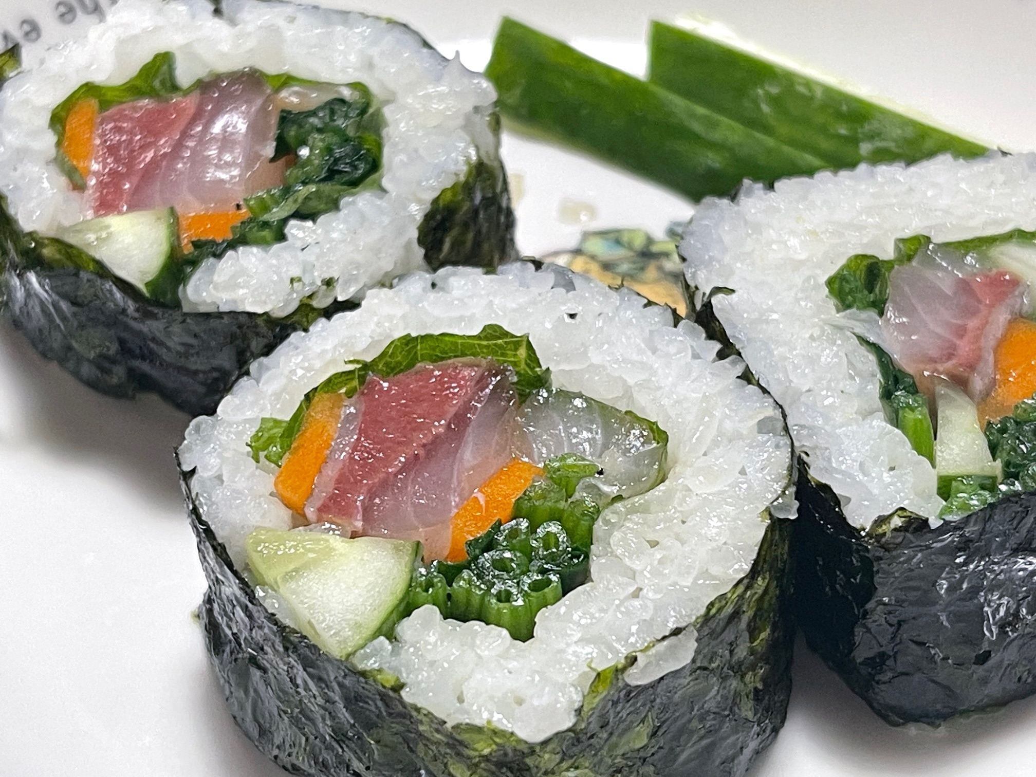 釣ったカンパチで韓国海苔巻き（きんぱ)作って見た。