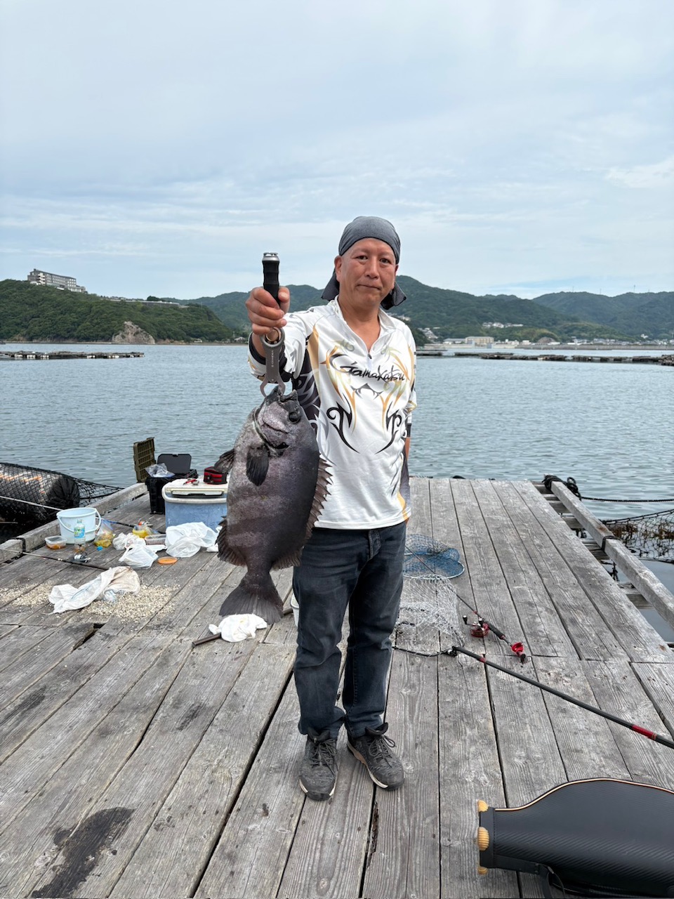 昨日台風が過ぎ去って釣れるかな？　海上釣堀　デカ石鯛つったぞ～！